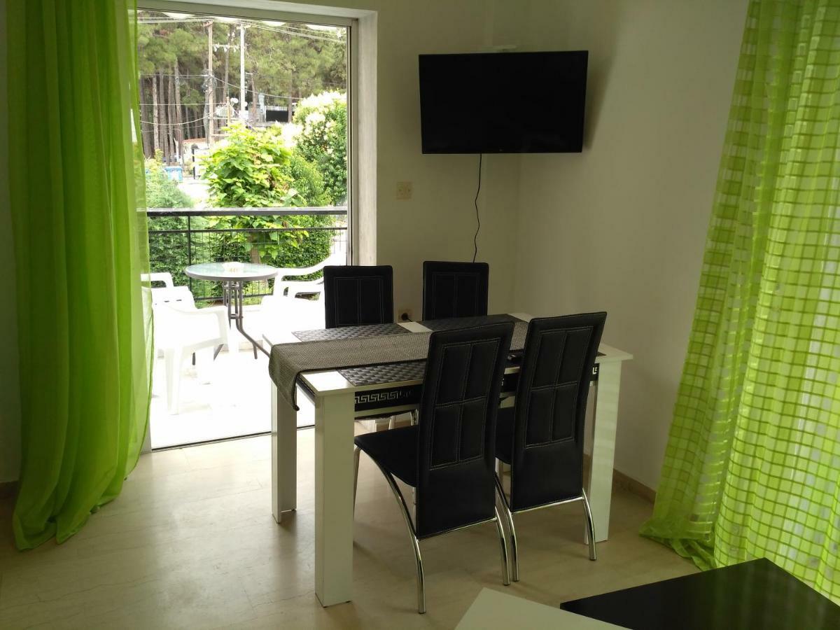 Cozy Apartment Peraia Екстер'єр фото