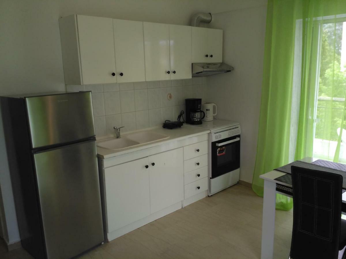 Cozy Apartment Peraia Екстер'єр фото